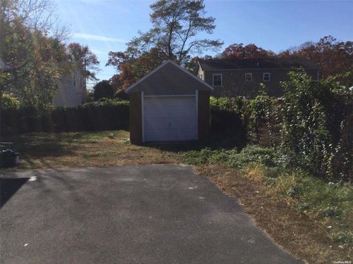 74 Arlington Ave, Wyandanch, NY, 11798-3518 | Card Image