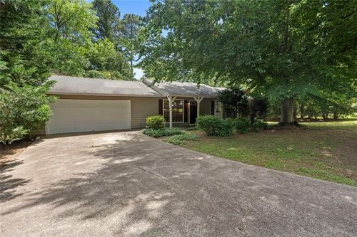 540 Hamlin Trce, Riverdale, GA, 30274-4218 | Card Image