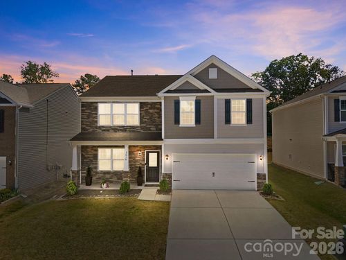 3016 Platinum Pointe Dr, Charlotte, NC, 28227-8698 | Card Image