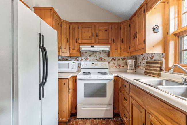 1230 N Shore Rd, House other with 2 bedrooms, 2 bathrooms and 9 parking in Algonquin Highlands ON | Image 19