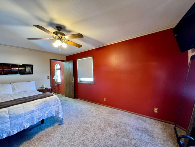 Primary Bedroom | Image 19