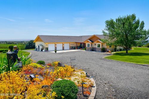 347 Ballard Rd, Zillah, WA, 98953 | Card Image