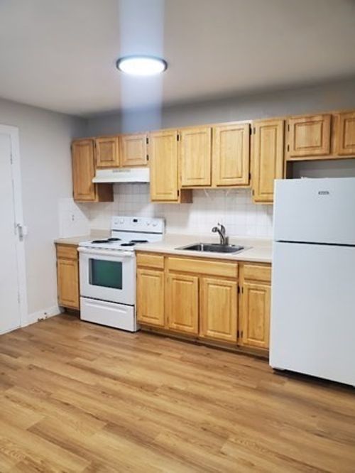 g2-700 Cummins Hwy, Boston, MA, 02126-3236 | Card Image