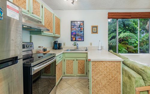 apt-201-360 Kauila St, HILO, HI, 96720-2101 | Card Image