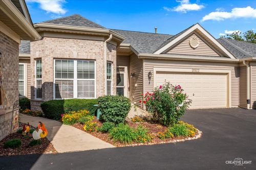 21522 Lake St Clair Dr, Crest Hill, IL, 60403-1552 | Card Image