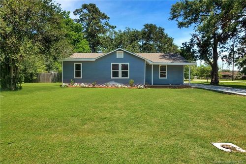 630 Ledoux St, Jennings, LA, 70546-4414 | Card Image