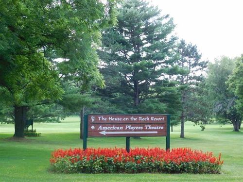 1611 S Springs Dr, Spring Green, WI, 53588-9070 | Card Image