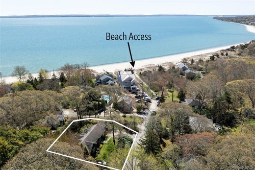 1635 Smith Rd, Peconic, NY, 11958-1629 | Card Image