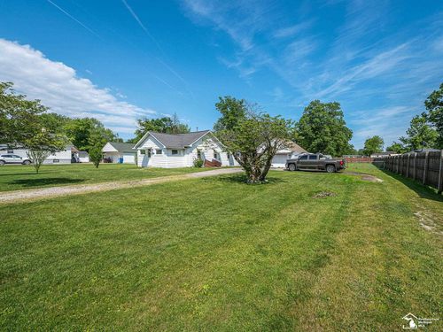 1736 Meadow Dr, Monroe, MI, 48162-4179 | Card Image