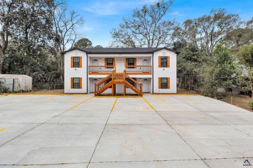 104 Mimosa Dr, Fort valley, GA, 31030-3717 | Card Image