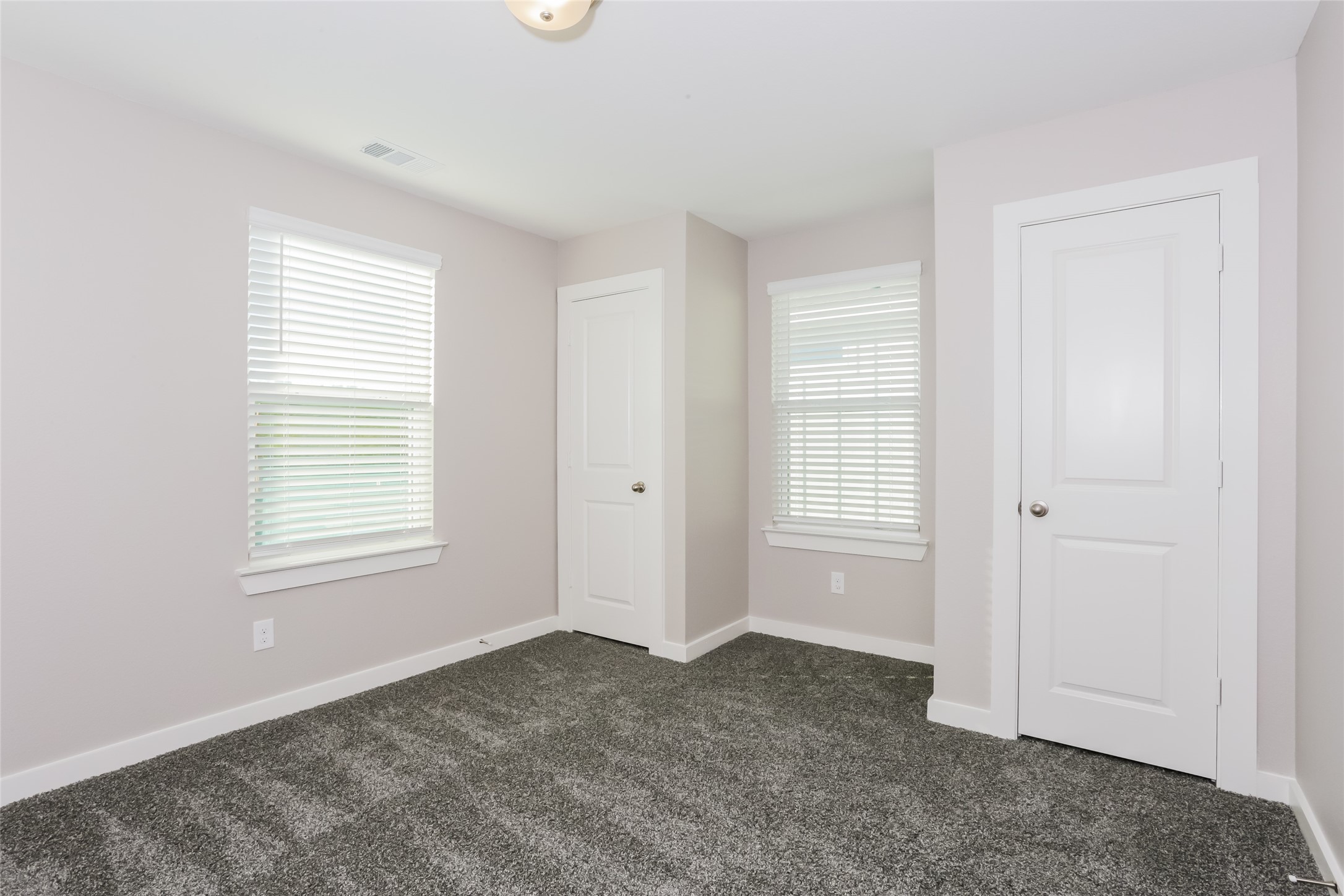Residential Lease in Arlington 4