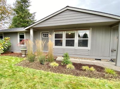 322 Cedar Court, House other with 3 bedrooms, 1 bathrooms and 1 parking in Winlock WA | Image 2