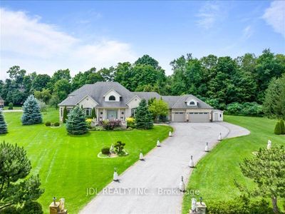 15 Lake Woods Dr, House other with 6 bedrooms, 7 bathrooms and 15 parking in Stouffville ON | Image 1