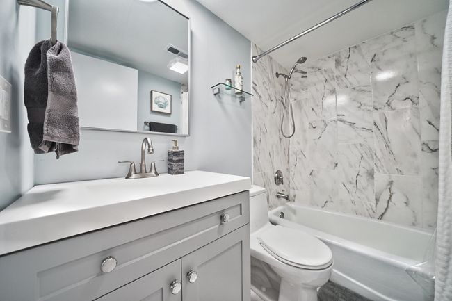 APT-2K - 603 River Rd, Condo with 2 bedrooms, 2 bathrooms and 1 parking in Des Plaines IL | Image 27
