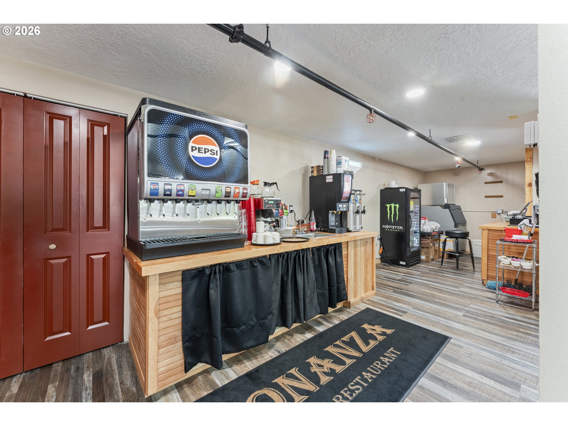Commercial Sale in GrandRonde 4