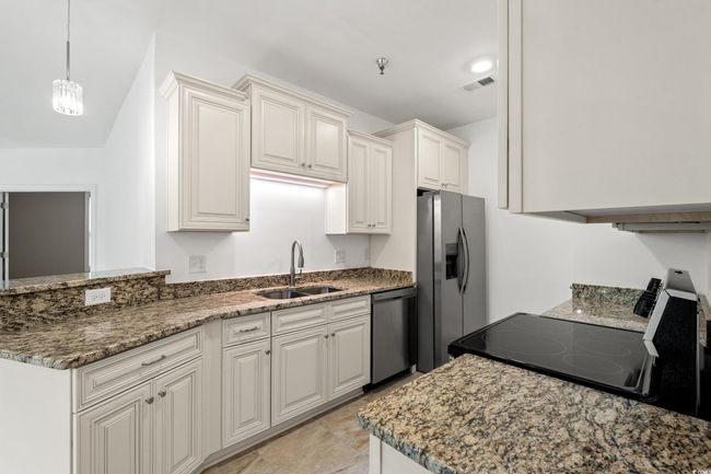 Stainless Steel Appliances | Image 6