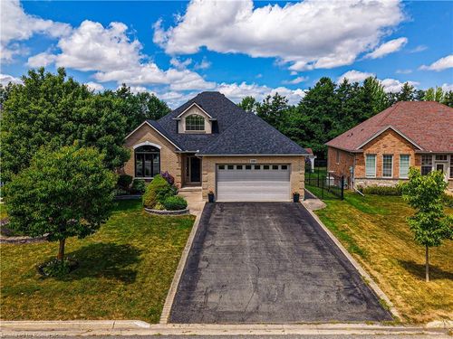 3300 Charleston Dr, Ridgeway, ON, L0S1N0 | Card Image