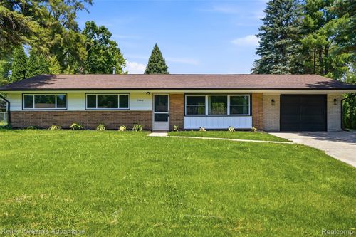 23948 E Le Bost Dr, Novi, MI, 48375-3533 | Card Image