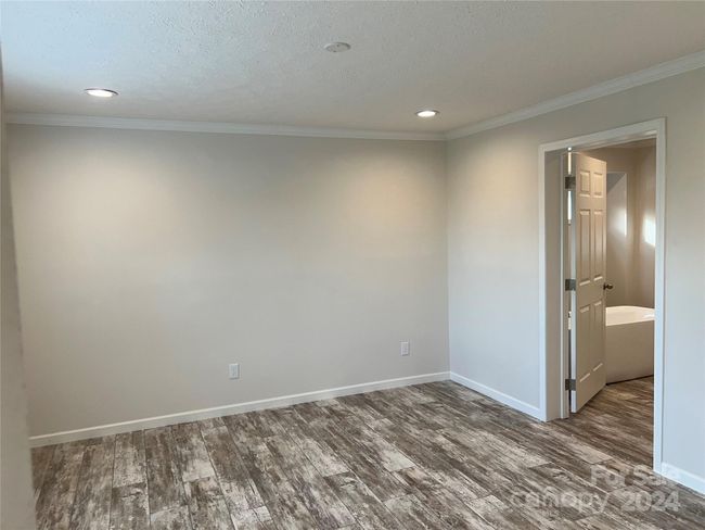 Primary Bedroom | Image 5