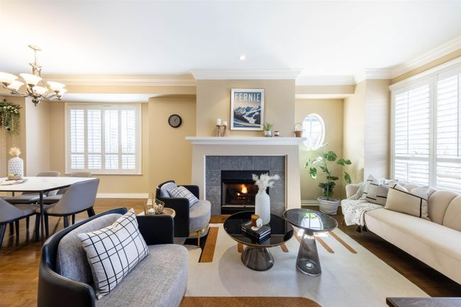2578 West Mall, Townhouse with 4 bedrooms, 3 bathrooms and 2 parking in Vancouver BC | Image 2