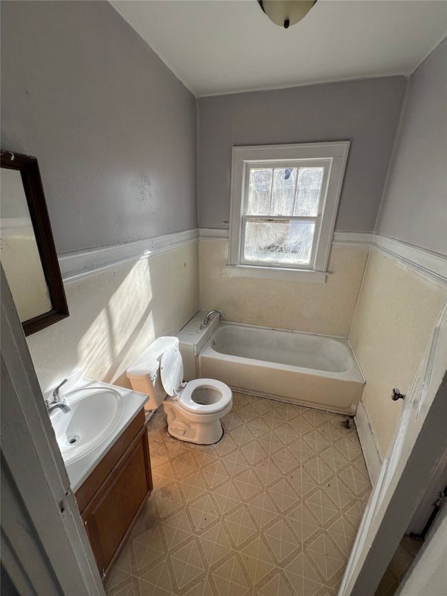 3510 Jackson St, House other with 2 bedrooms, 1 bathrooms and null parking in Shreveport LA | Image 7