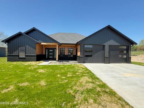 790 Vine Drive, Holts Summit, MO, 65043 | Card Image