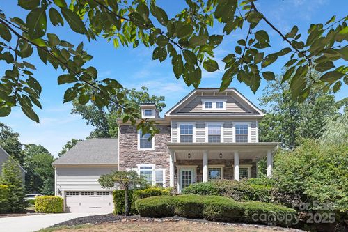 446 Leaf Arbor Ct, Lake Wylie, SC, 29710-8115 | Card Image