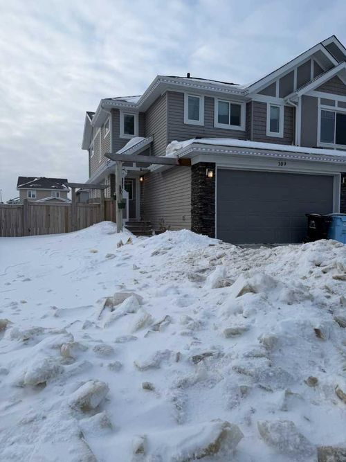 109 Blackburn Dr, Fort Mcmurray, AB, T9K2X9 | Card Image