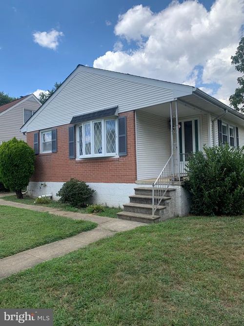 2922 Illinois Ave, HALETHORPE, MD, 21227-3723 | Card Image
