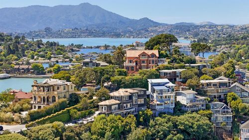 82 Alcatraz Avenue, Belvedere Tiburon, CA, 94920 | Card Image