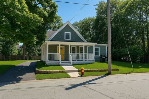 32 Legion Pkwy, Whitman, MA, 02382-1903 | Card Image