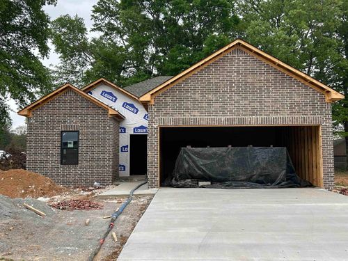 235 Kayla Ln, Lonoke, AR, 72086-2324 | Card Image