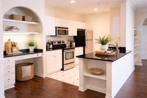 440-860 N Orange Avenue, ORLANDO, FL, 32801 | Card Image