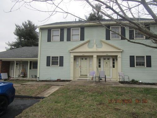 240 Independence Dr, Chillicothe, OH, 45601-2125 | Card Image