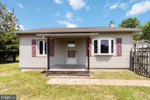 2961 Ridge Rd, NORTHUMBERLAND, PA, 17857-8708 | Card Image