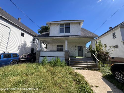 711 Crown Ave, Scranton, PA, 18505-3559 | Card Image