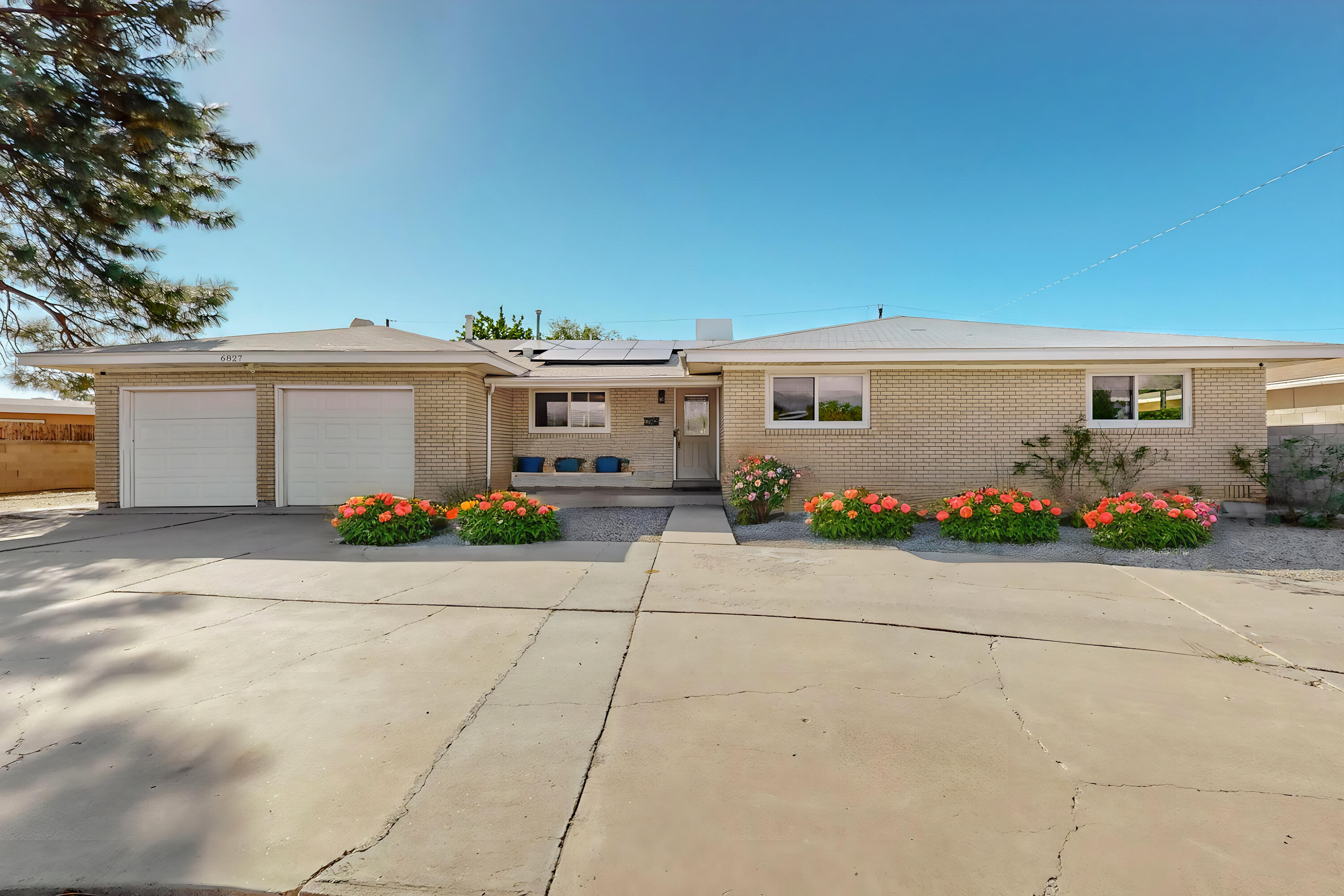 Mossman Pl, Albuquerque, NM 87110
