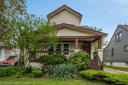 214 Woodsboro Dr, Royal Oak, MI, 48067-1390 | Card Image