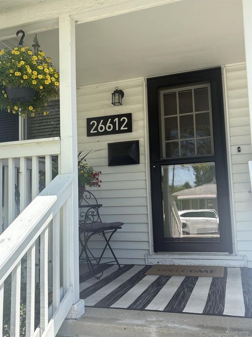 26612 Barrington St, Madison Heights, MI, 48071-3564 | Card Image