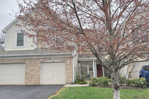 144 Hidden Pond Circle, Aurora, IL, 60504 | Card Image
