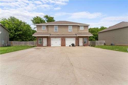 nw-840 Baker St Nw, Gravette, AR, 72736-7708 | Card Image
