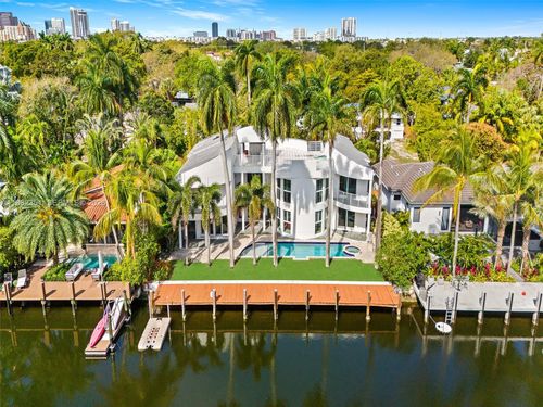 450 Victoria Ter, Fort Lauderdale, FL, 33301-3756 | Card Image
