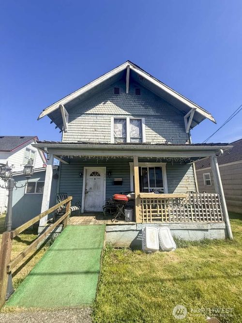 804 Monroe St, Hoquiam, WA, 98550-1511 | Card Image