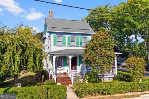 222 Broadway, West Cape May, NJ, 08204-1263 | Card Image