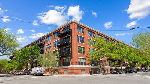 372-1040 W Adams St, Chicago, IL, 60607-3090 | Card Image