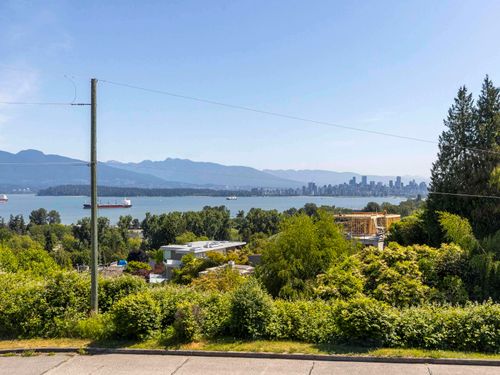 4514 Bellevue Drive, Vancouver, BC, V6R1E3 | Card Image