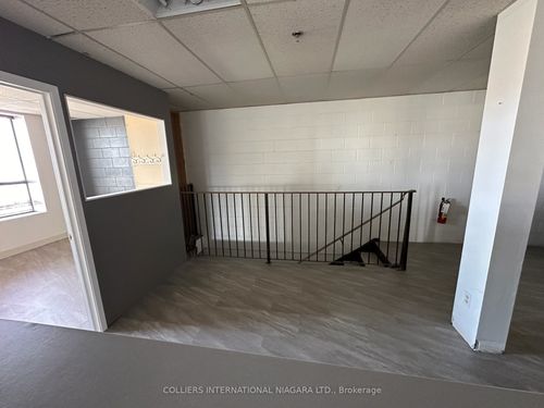 a201-50 Niagara St, Saint Catharines, ON, L2R4K9 | Card Image