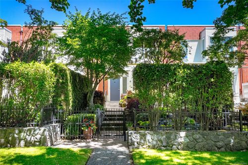 6-370 Waterfront Cres, Victoria, BC, V8T5K3 | Card Image