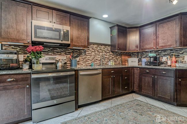 48 Brookside Ave, House other with 3 bedrooms, 2 bathrooms and null parking in Old Bridge NJ | Image 5