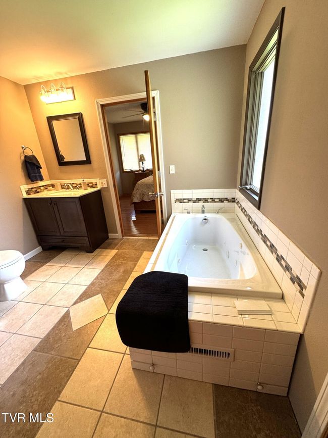 1935 E Stone Gap Rd, House other with 5 bedrooms, 4 bathrooms and null parking in Big Stone Gap VA | Image 30